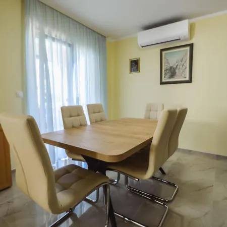 Apartamento Ana-1 By Interhome Starigrad Paklenica