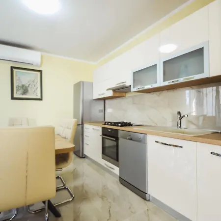 Apartamento Ana-1 By Interhome *