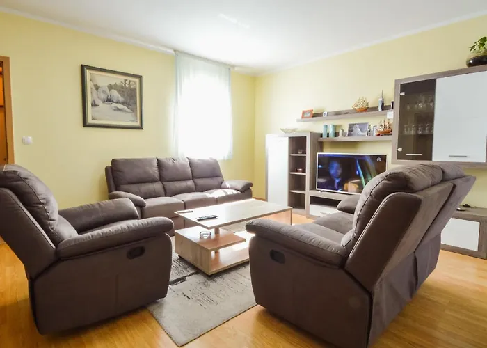 Ana-1 By Interhome Appartement Starigrad Paklenica